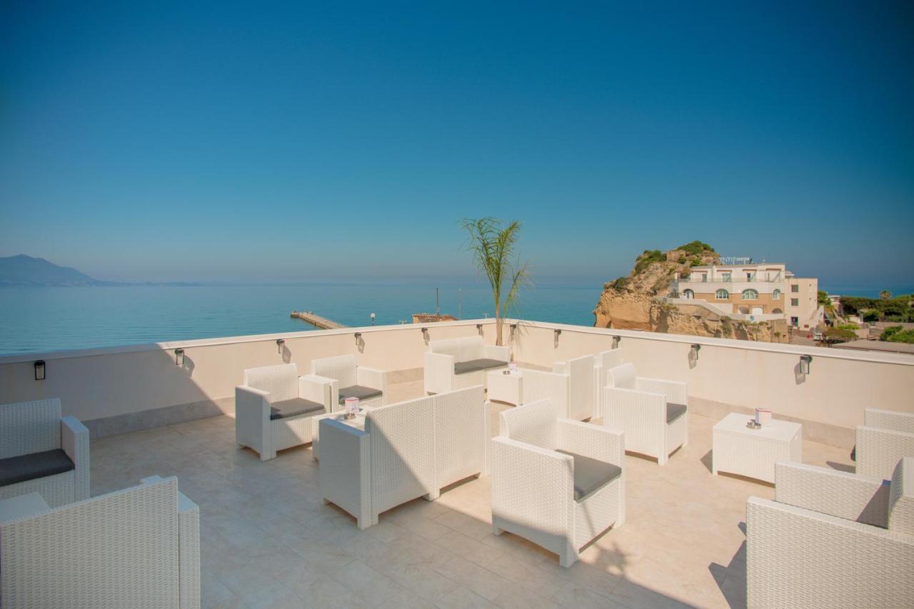 Naro Suites&Rooms Bacoli Exterior foto