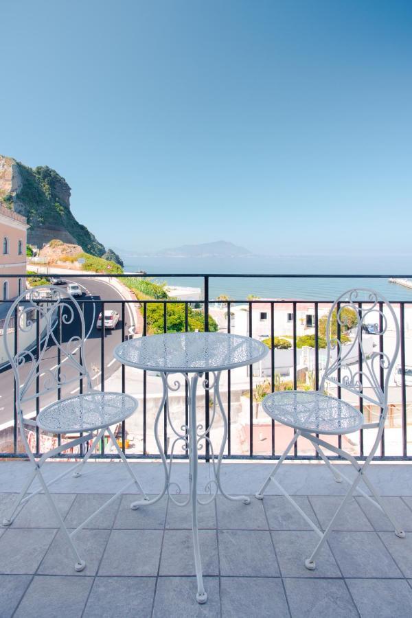 Naro Suites&Rooms Bacoli Exterior foto