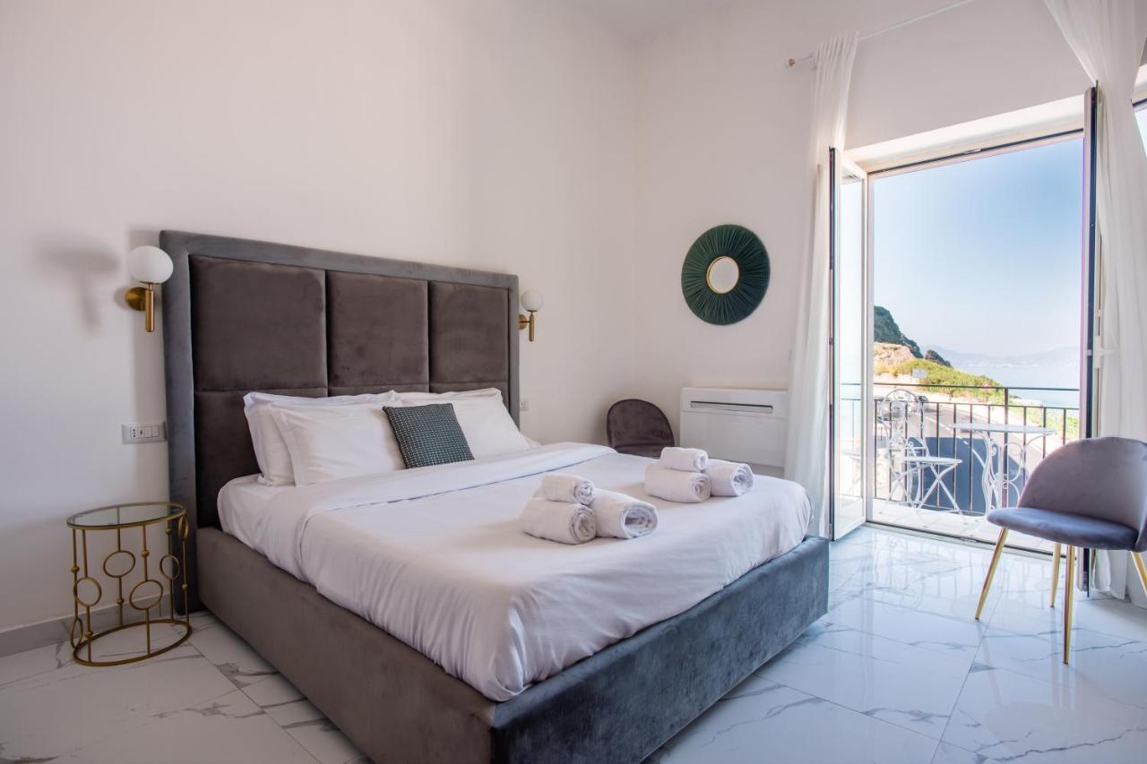 Naro Suites&Rooms Bacoli Exterior foto