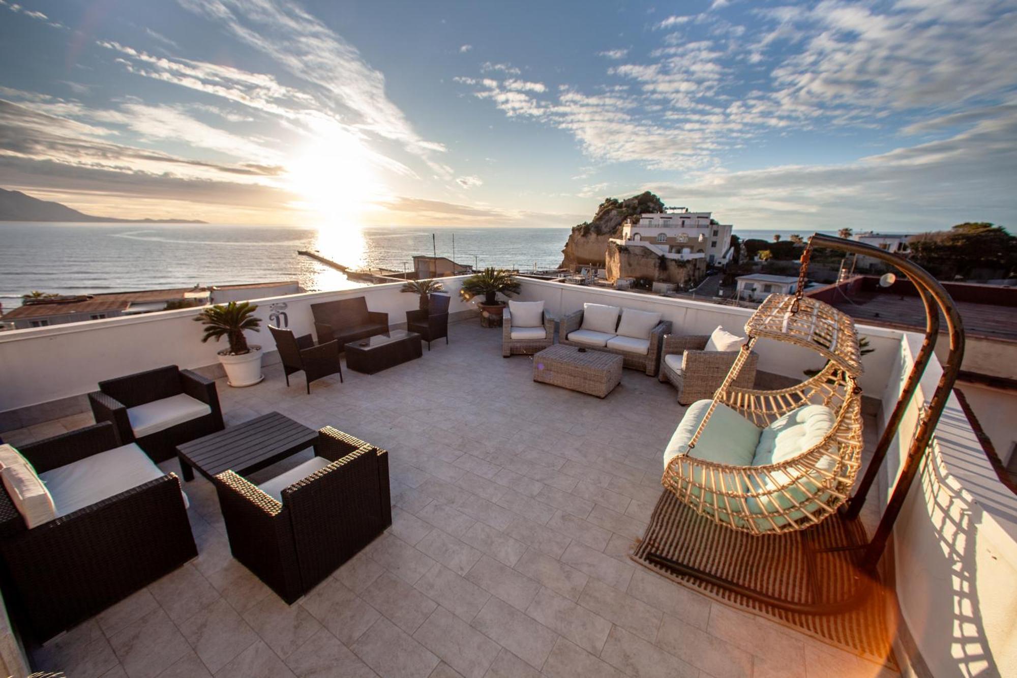 Naro Suites&Rooms Bacoli Exterior foto